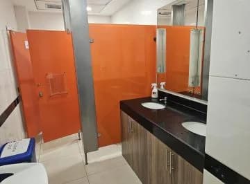 Venta Local Sector Kennedy Norte C. C. Policentro, Guayas — imagen 3