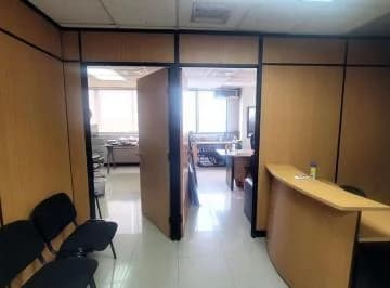 En Venta Oficina en Edifico Finansur Sin Amoblar/no Divisiones - Mae. Recalde, Guayas — imagen 4