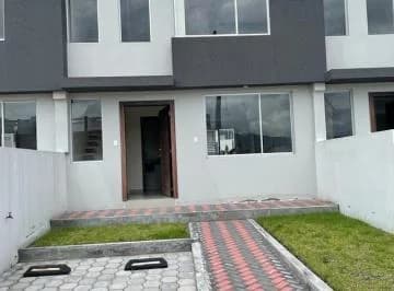 Mv - Casa Vip en Venta Sector Calderón 3d, 3 Pisos, 106 m², Patio, Terraza — imagen 4