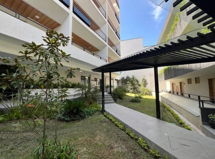 Departamento en Venta Cumbaya Dos Dorm. — imagen 1