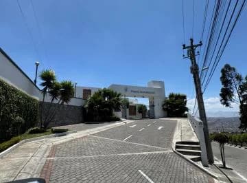Venta Casa Sector Carcelen Excepcional Vista, Comodidad y Seguridad — imagen 4