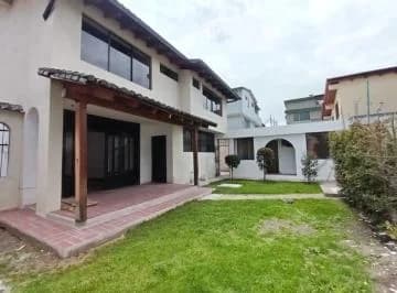 Jv Sector Shyris y El Égrafo. Casa en Renta o Venta 420 m en 2 Plantas — imagen 5
