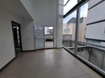 Lindo Departamento Duplex de Venta, Tres Habitaciones Bellavista — imagen 4