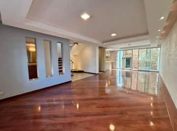 Casa en Venta - 3 Dorm. - Urbanización - Sector Colegio Sek - Embajada Americana — imagen 3