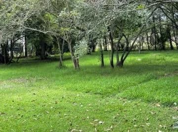 Hermoso Terreno de Venta en El Club de Golf Arrayanes! Puembo! — imagen 2