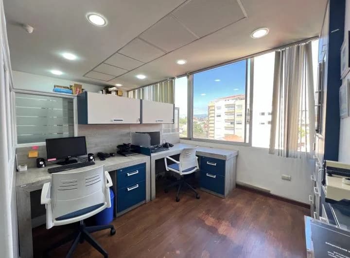 Oficina en Venta – Sector El Estadio | Cuenca, Azuay — imagen 1