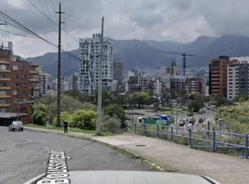 Vendo Terreno 1800 m² con Edificio 1600 m² Constructoras Inversionistas La Carolina González Suárez — imagen 4
