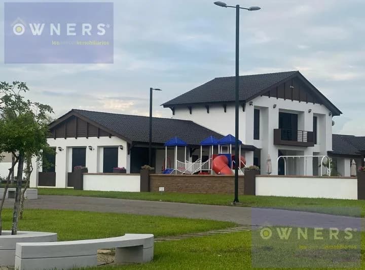 Venta de Terreno en Isla Celeste 245 m² con Escritura (Jlr), Guayas — imagen 1