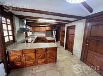 Venta de Casa Sector Embajada Americana - Cerca de Solca — imagen 4