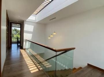 Casa de 240 m², 3 Dorm. o Más en Venta en Nayón - Tanda — imagen 4