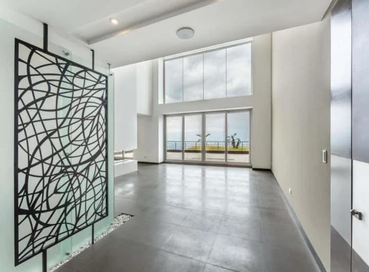 Venta Departamento de Lujo 3d - Sierra del Moral - Monteserrin — imagen 1