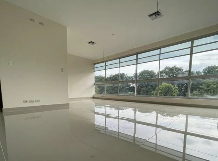 Oficina en Venta, Condominio San José, Kennedy. Guayas — imagen 1