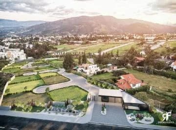 Vendo Hermoso Terreno en Estrategica Ubicación, Cumbayá. Provincia de Pichincha — imagen 3