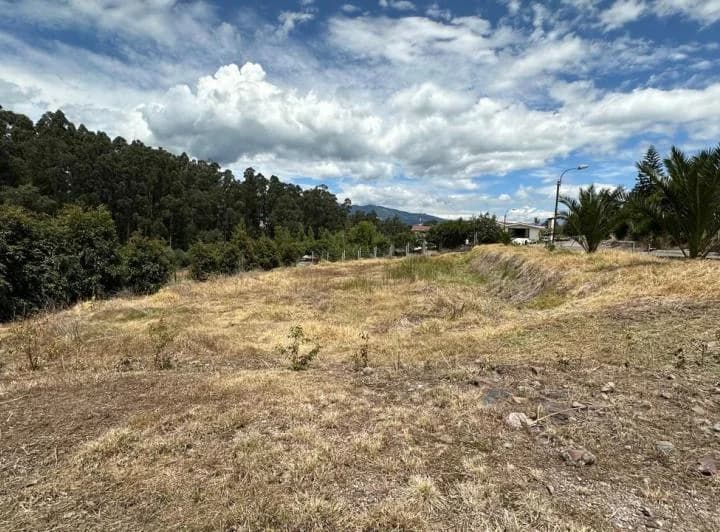 Terreno en Venta en Fajardo - Sangolquí en Urbanización Privada — imagen 1