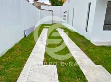 Hermosa Casa Independiente por Estrenar en El Valle de Los Chillos — imagen 4