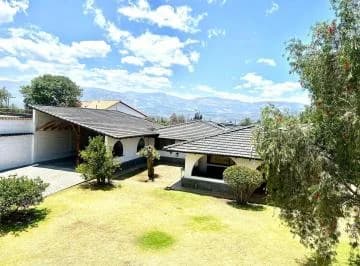 Mv - Cumbayá, Av Pampite, en Venta Casa 8d, 901.31 M²m 2170 m² de Terreno — imagen 4