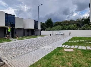 Casa en Venta Sector San Patricio Cumbayá — imagen 5