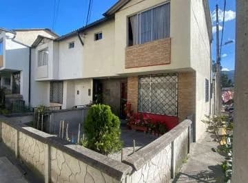 Casa en Venta en El Sur Dos Plantas Quitumbe — imagen 5