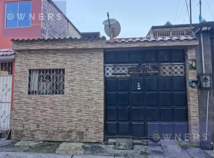 Venta Casa Rentera en Las Orquideas Cerca a Tía y Av Principal (Cmc), Guayas — imagen 1
