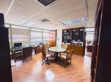 Venta de Amplia Oficina en 9 de Octubre y Tulcán, Guayas — imagen 2