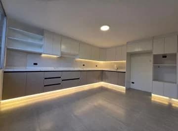 Departamento Remodelado en Venta en 6 de Diciembre y Colón – Usd 120.000 — imagen 2