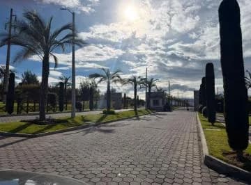 Terreno de Venta en La Urbanización Hacienda La Pradera en Tabacundo — imagen 4