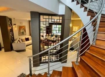 Casa con 570 m² Terreno, 4 Recámaras Mas Suite en Venta en Samborondón, Guayas — imagen 2