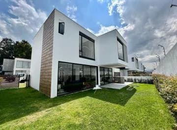 Sector Tumbaco - Hilacrill, Venta Casa 3d, 200 m² Mas Patio, en Conjunto — imagen 5