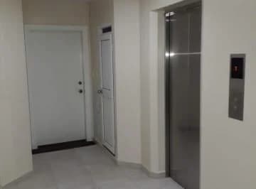 Vendo Bonito Departamento en Edificio de Lujo Dos Dorm. Sector Club del Pacifico / Tonsupa — imagen 2