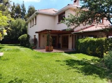 Rento/vendo Exclusiva Casa con Jardines, Seguridad. Sector: Campo Alegre — imagen 4