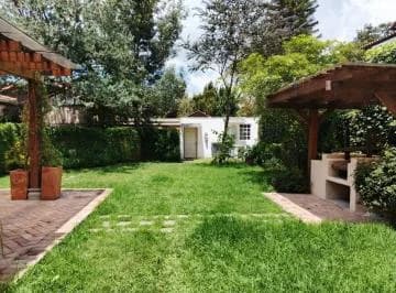 Rento/vendo Exclusiva Casa con Jardines, Seguridad. Sector: Campo Alegre — imagen 2