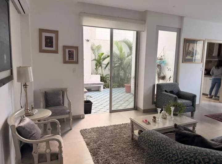 Samborondon Km 3 Departamento Planta Baja en Venta, Guayas — imagen 1