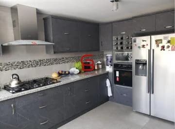Vendo Departamento en Edificio con Balcon y Terraza Sector Inchapicho - Nayon — imagen 5