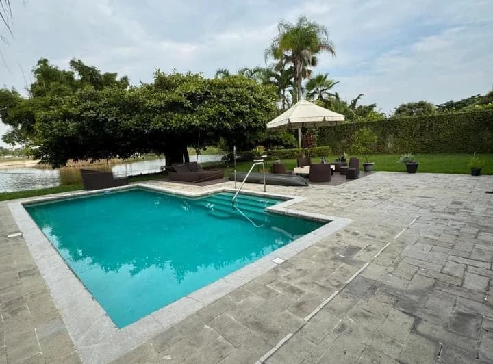 Riberas de Batan Villa Al Lago Principal 4 Dorm., Guayas — imagen 1
