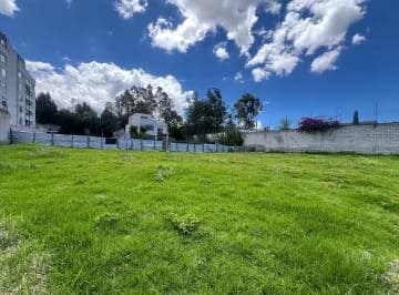 Terreno en Monteserrín — imagen 4