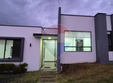 Se Vende Amplia Casa con Espacios Verdes, 3 Dormi. Cuenca Oportunidad de Inversión, Azuay — imagen 4