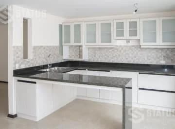 Venta de Casa en Conocoto - Conjunto con Piscina — imagen 4