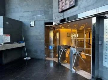 Venta Oficina 62 m² Cubiertos Más Parqueadero en La Carolina — imagen 2