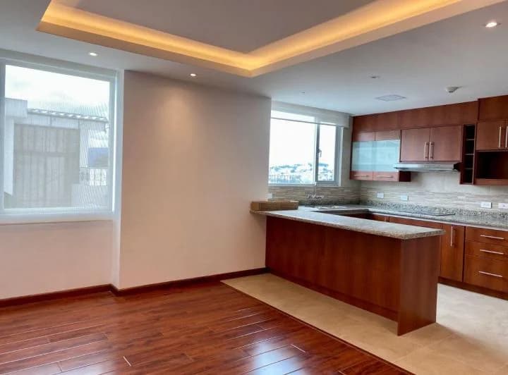 Departamento de Tres Dorm., por Estrenar, Norte de Quito, Mexterior, Pinar Bajo — imagen 1