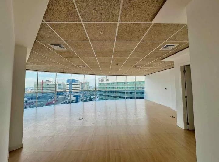 Oficina Corporativa Sector Norte en Venta 110 m² Vista Panoramica de Estreno, Guayas — imagen 1