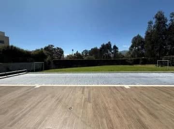 Hermoso Terreno de 698 m² de Venta en Urbanización de Lujo Cumbaya! — imagen 4