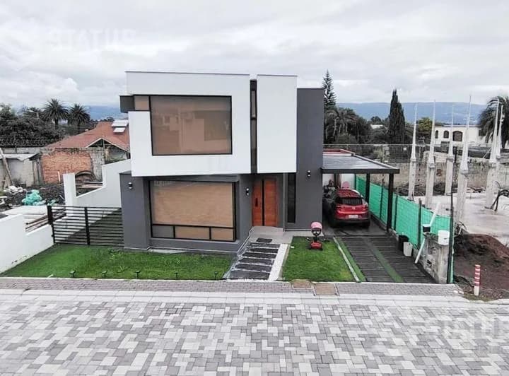 Venta de Casas Independientes - Valle de Los Chillos — imagen 1