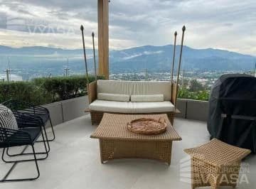 Cumbaya - Departamento de Lujo de 306,95 m² con Terraza — imagen 2