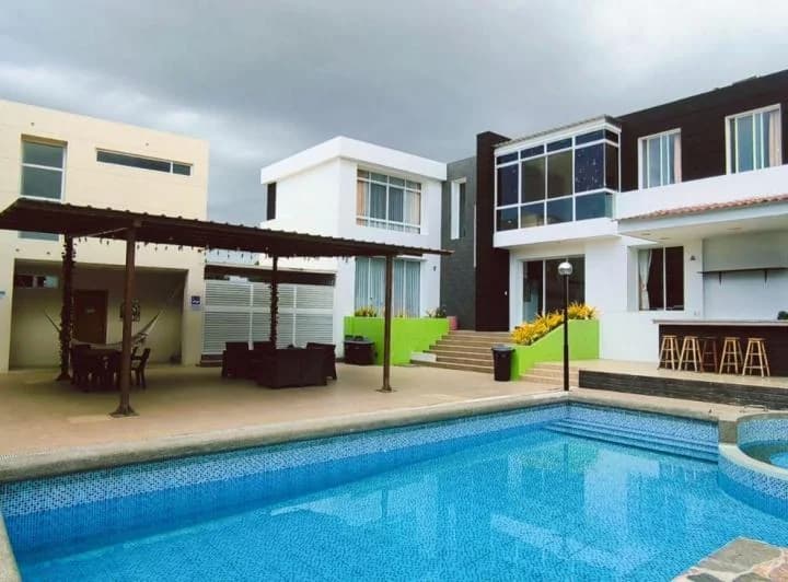 Casa en venta en Montecristi, Manabí