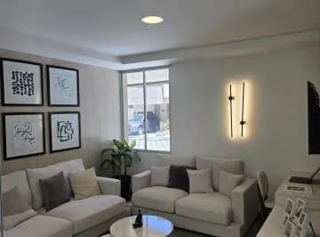 Casas en Venta en El Valle de Los Chillos – Vive El Diseño y La Naturaleza — imagen 2