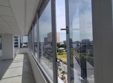 Oficina Esquinera en Venta - Edificio Millenium - Av Fco de Orellana, Guayas — imagen 3