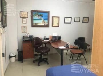París - Gaspar de Villarroel, Excelente Local de Venta 115 m² — imagen 3