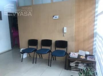París - Gaspar de Villarroel, Excelente Local de Venta 115 m² — imagen 2