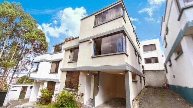 ¡Casa Pinar Alto! en Venta, 4 Dorm. Precio de Oportunidad $125.254 — imagen 1