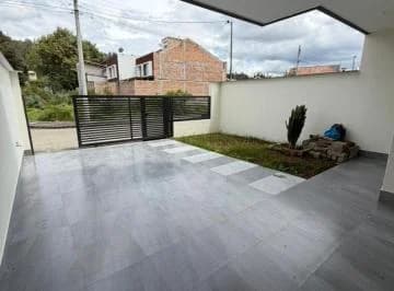 Moderna y Luminosa Villa Como Nueva Cica II (V3178), Azuay — imagen 4
